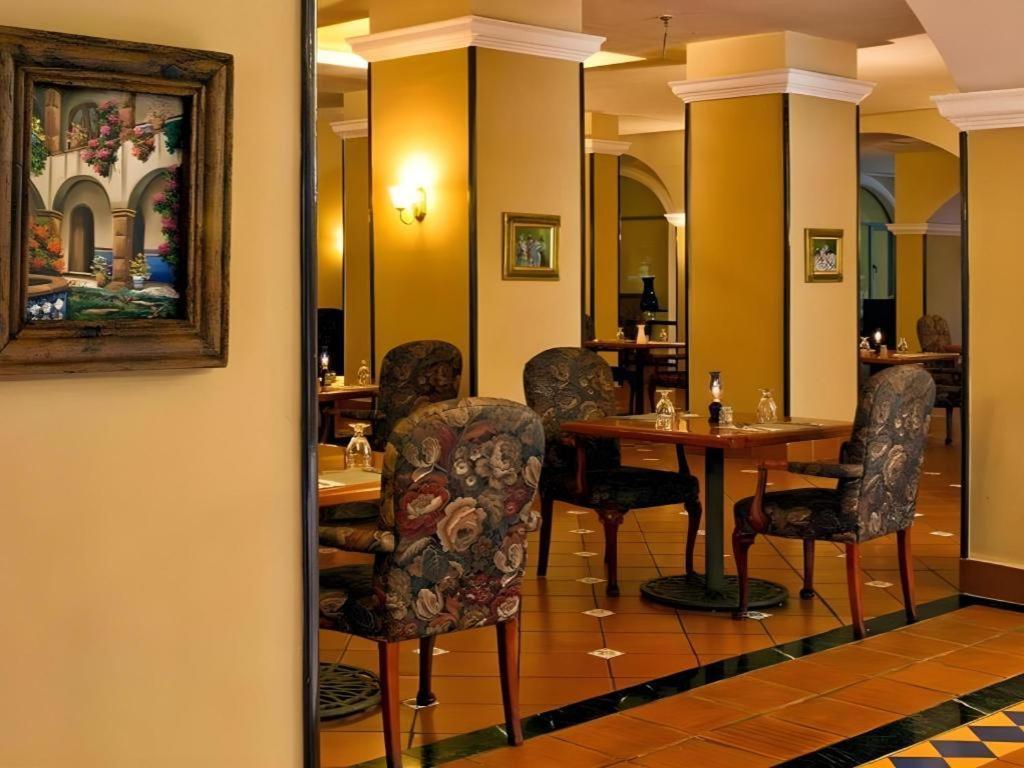 Hotel Melia Panama Canal Colón Kültér fotó