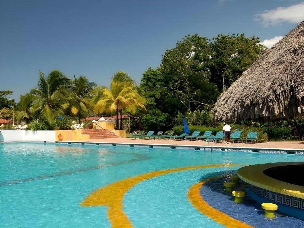 Hotel Melia Panama Canal Colón Kültér fotó