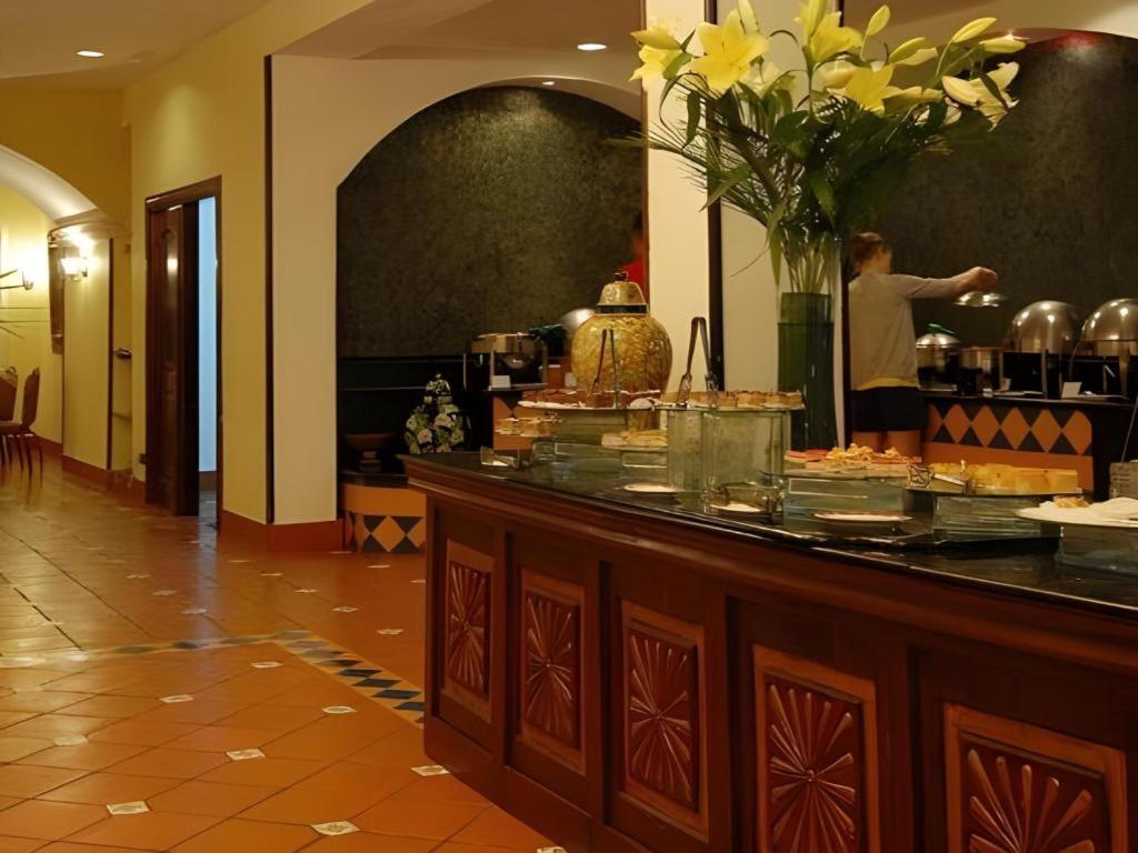 Hotel Melia Panama Canal Colón Kültér fotó